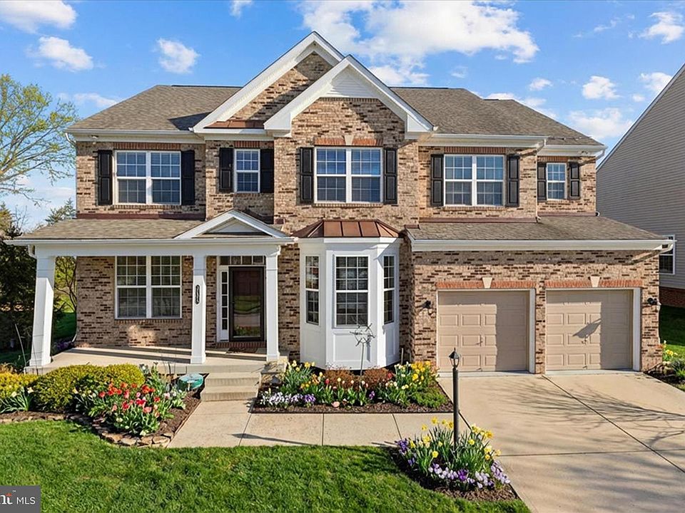 1st image of 22800 Calderwood Ln