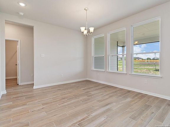 7th image of this home