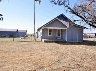353 E 30th Ave N, Wellington, KS 67152