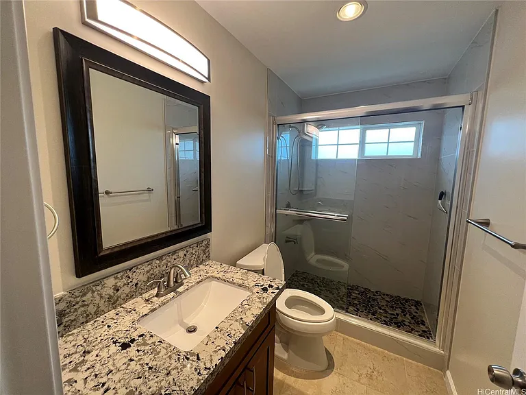 2137 Wilder Ave — Photo 11