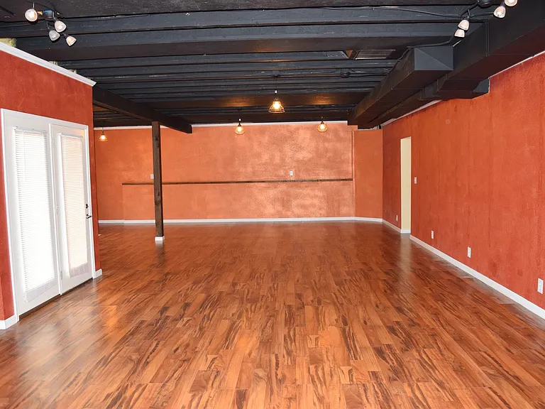16218 Heartland Ln — Photo 50