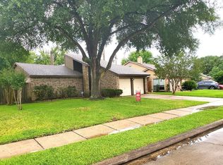 17323 Candela Dr, Houston, TX 77083
