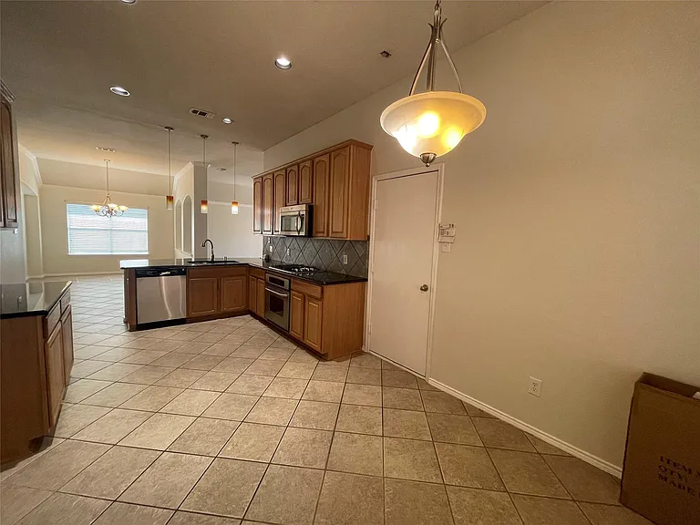 11920 Brownwood Dr — Photo 10