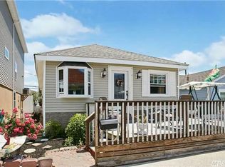 82 Vermont St, Long Beach, NY 11561