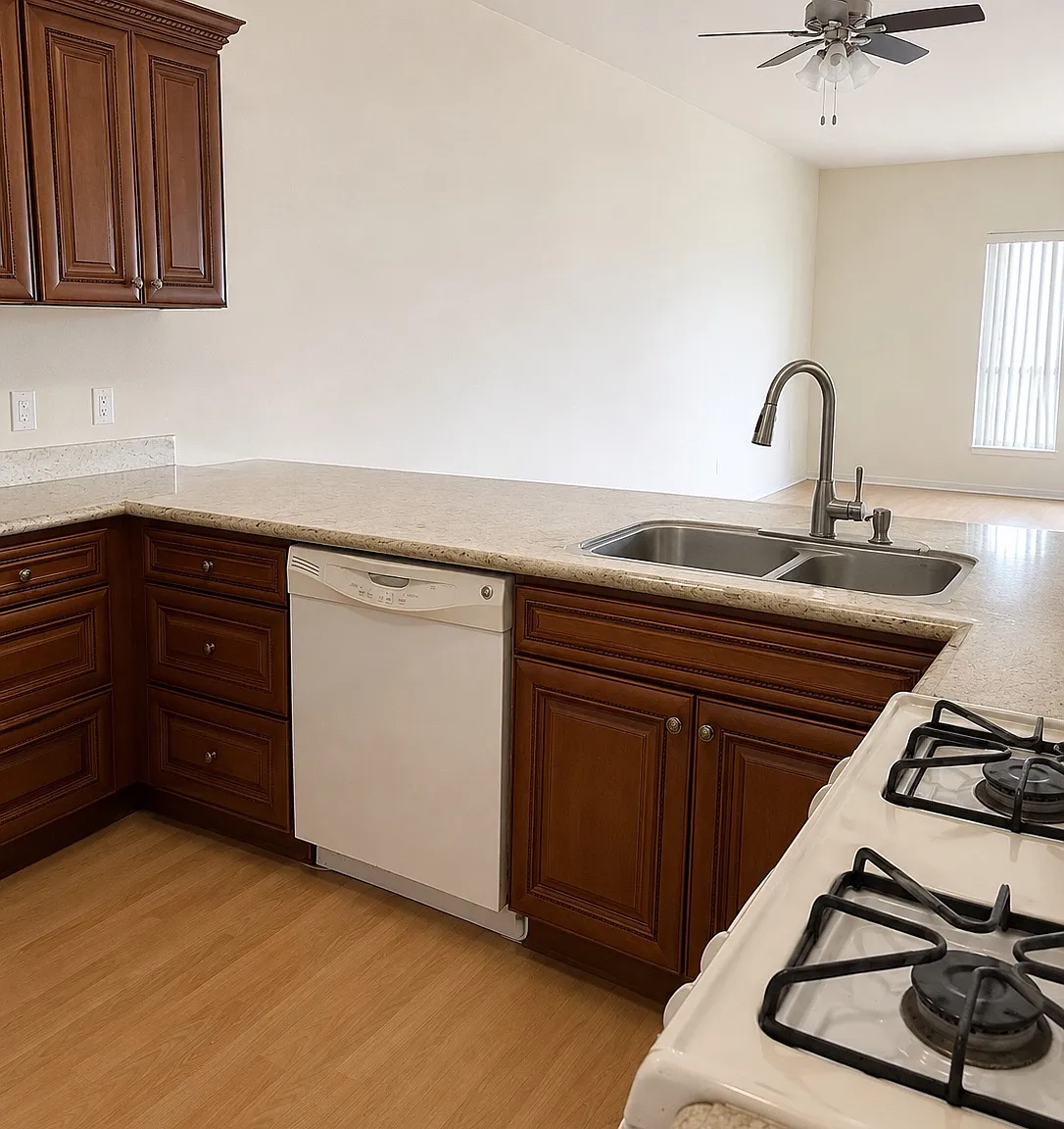 2 bed, 1180 sqft, $2,550 — Photo 3