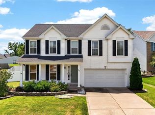 67 Old Chesapeake Dr, Wentzville, MO 63385