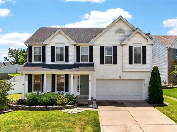 67 Old Chesapeake Dr, Wentzville, MO 63385