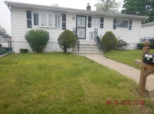 45 Malden St, West Haven, CT 06516
