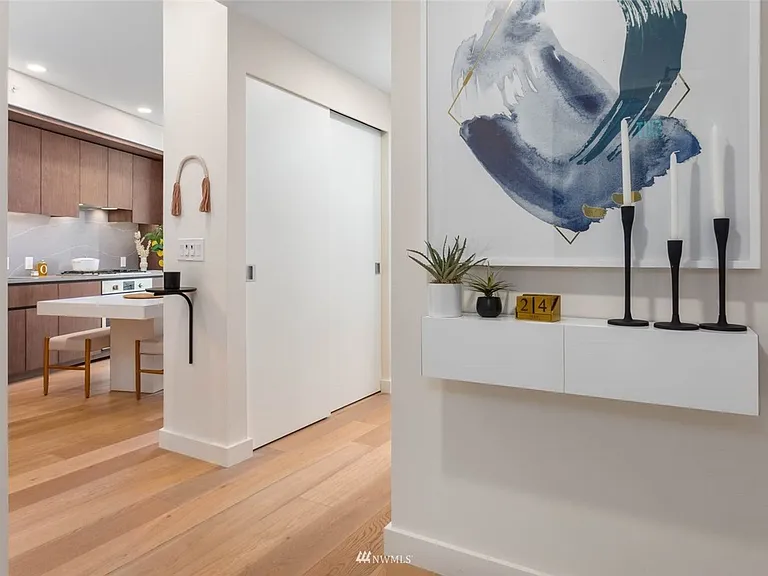 121 Stewart St #1002 — Photo 5