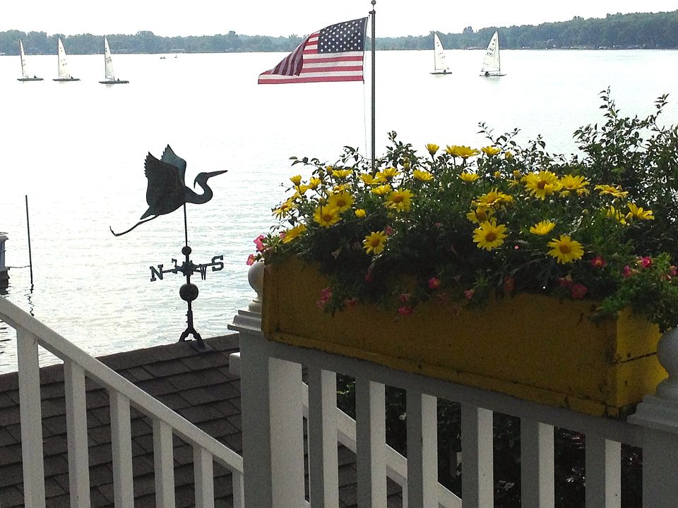 24253 High St, Edwardsburg, MI 49112 Zillow