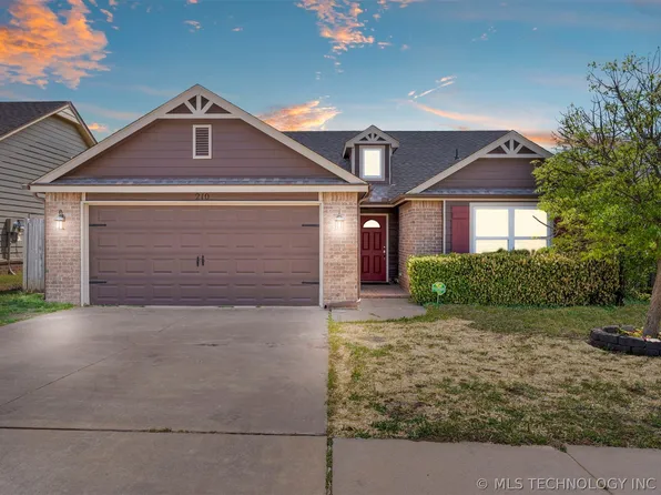 210 W 45th St, Sand Springs, OK 74063