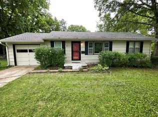 5311 Reeds Rd, Mission, KS 66202