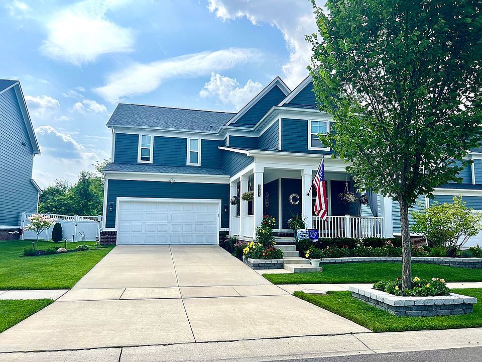 1st image of 50633 Eisenhower Dr