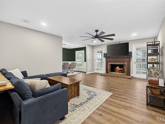 3rd image of 1511 Hampton Hall Dr APT 17