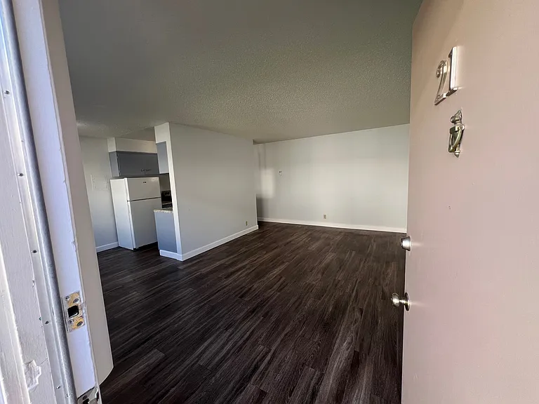 Arden Garden Apartments — Photo 10