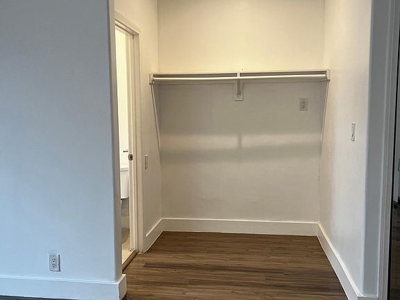 3rd image of 250 S Kenmore Ave #109