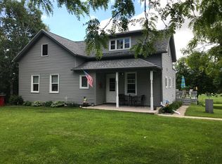 7223 Reifs Mills Rd, Manitowoc, WI 54220