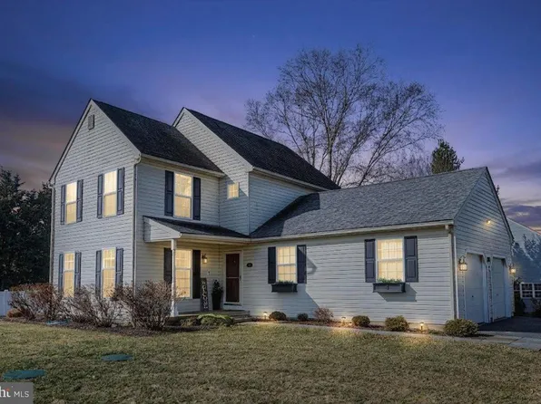 102 Newbury Ct, Middletown, DE 19709