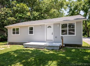 420 High St, Charlestown, IN 47111