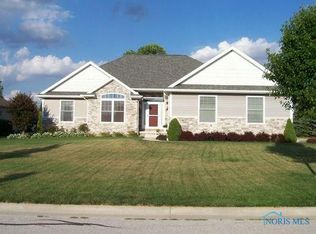6525 Blue Ridge Dr, Whitehouse, OH 43571