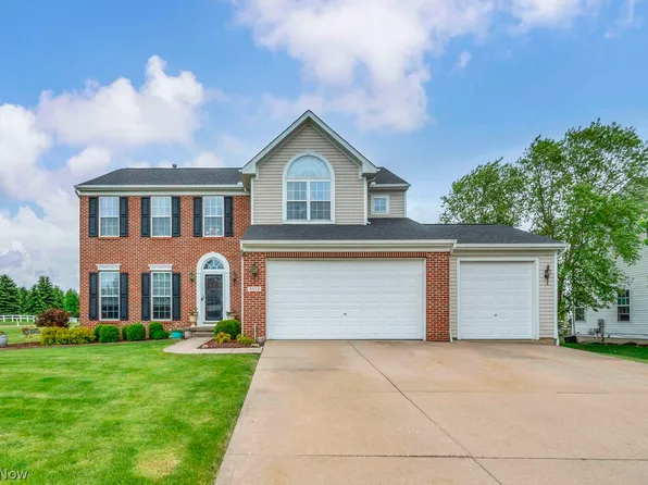 5953 Triple Crown Dr, Medina, OH 44256