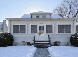 1029 Chestnut St, Grafton, OH 44044