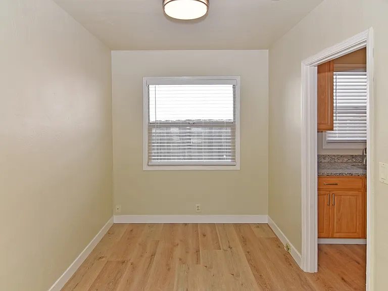 3208 Yosemite Ave — Photo 8