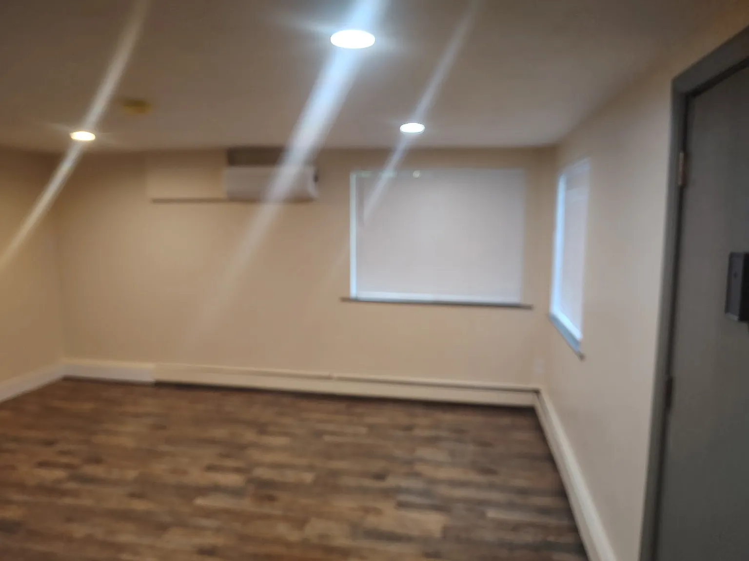 2 bed, 900 sqft, $1,650 — Photo 3