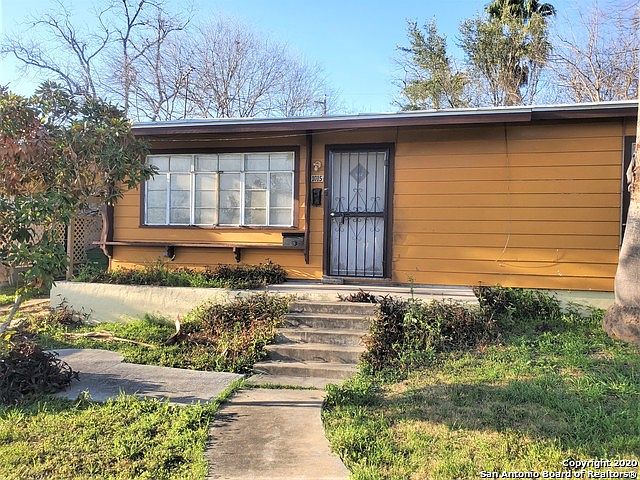 1st image of 1015 Hermine Blvd