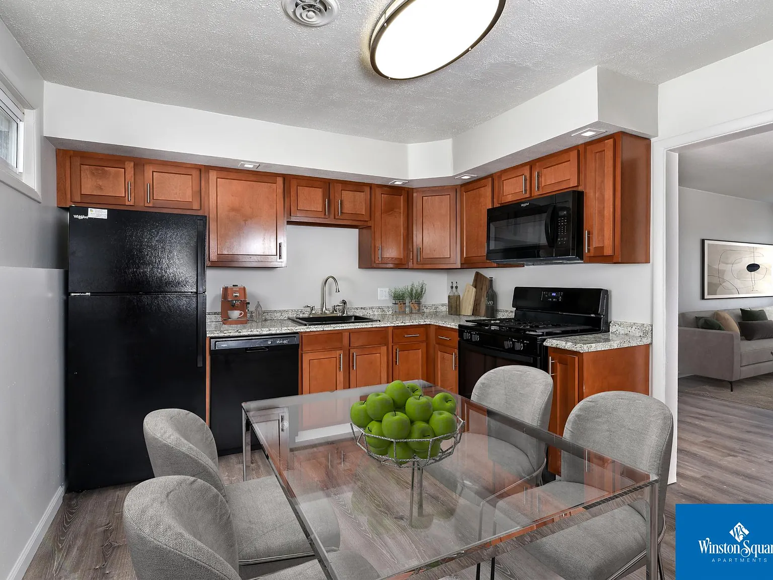Winston Square Apartments — Photo 2