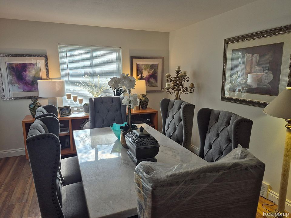 693 Hamlet Rd, photo 7