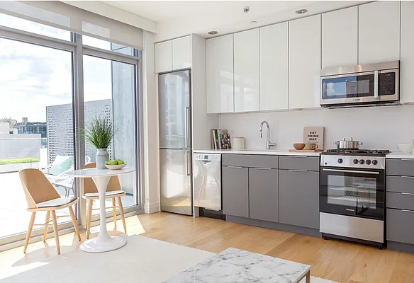 Rented by Two Trees | media 20