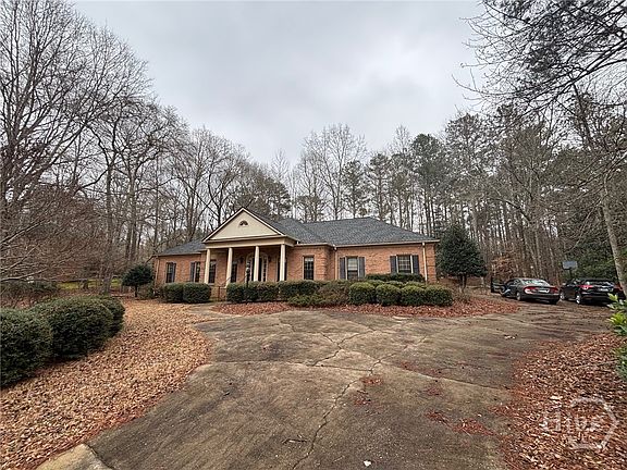 3rd image of 128 Riverbottom Cir