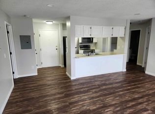 4532 4534 & 11, Des Moines, IA 50310