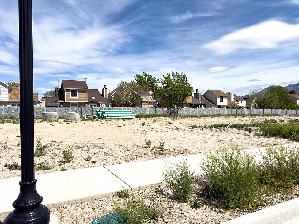 2nd image of 1412 W Jordan Height Ln W
