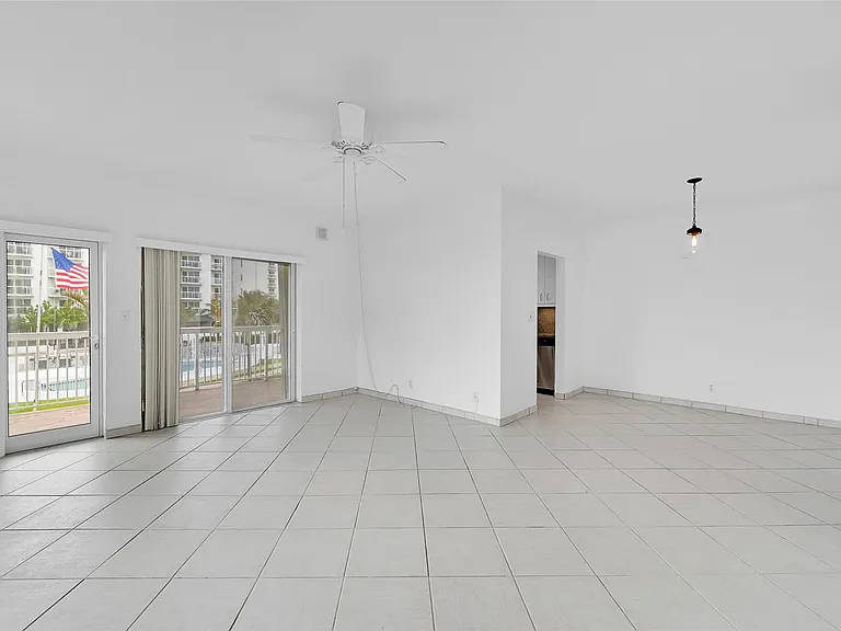 1300 N Ocean Blvd #201 — Photo 6