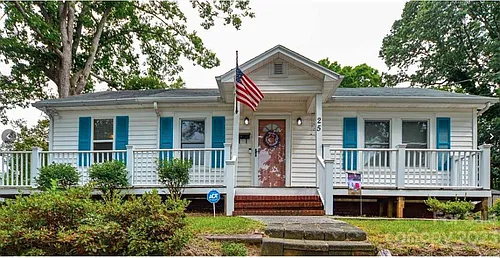 25 Todd Dr NE Photo 1