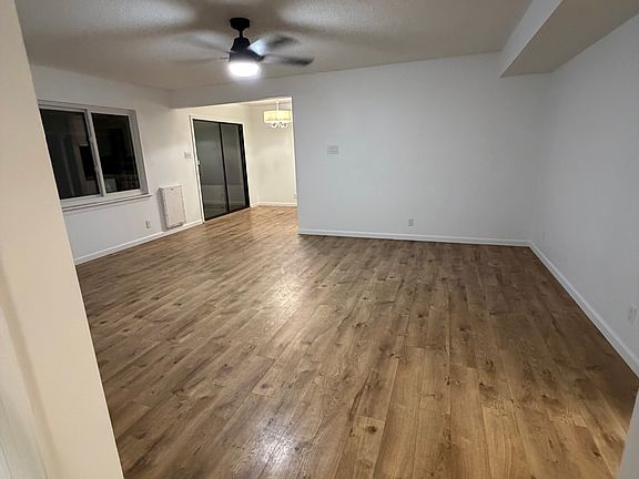 5th image of 10400 Chapala Pl NE