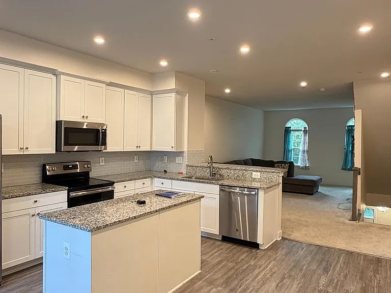 4812 Crest View Dr — Photo 15