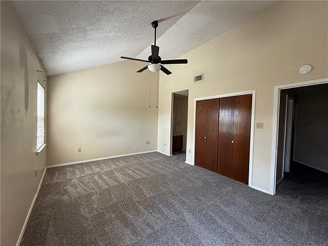 131 Kingspoint Blvd — Photo 21
