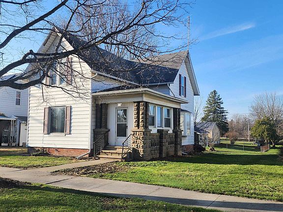 2nd image of 430 W Maple St