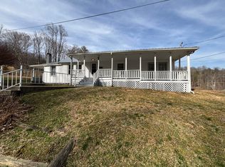 120 Ross St, Ansted, WV 25812