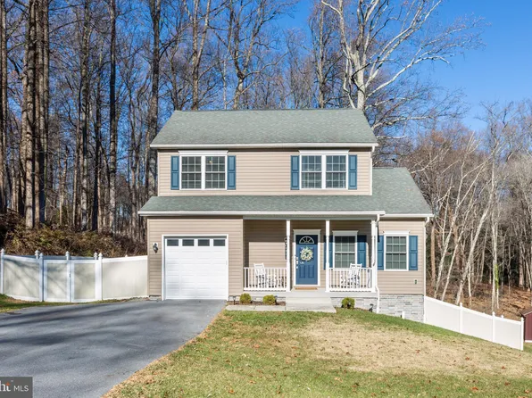 6408 Locust Ln, Sykesville, MD 21784