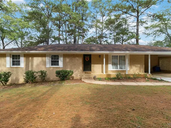 4909 Northwood Lake Dr W, Northport, AL 35473