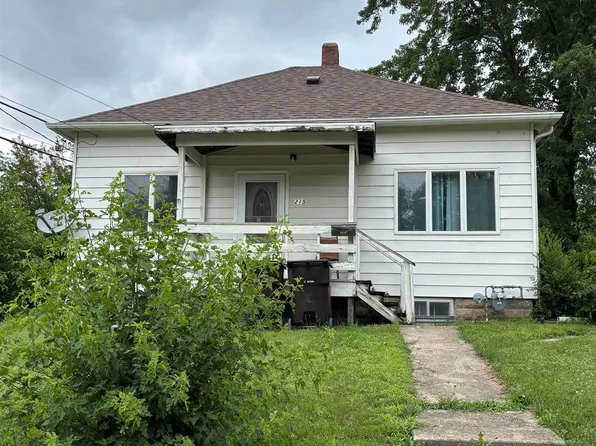 215 W Clay St, Osceola, IA 50213