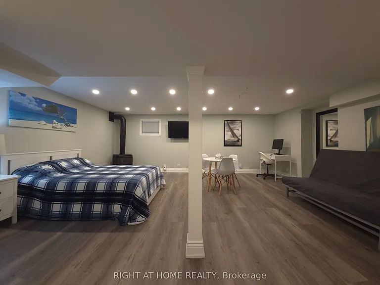 1570 Lewes Way #LOWER — Photo 4