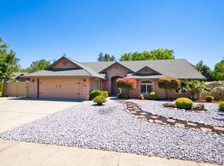 2737 Citrine Ave, Redding, CA 96001