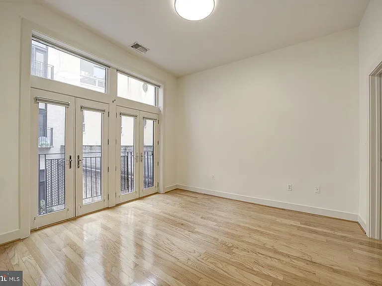 2357 Champlain St NW #201 — Photo 5