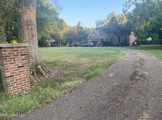 956 Oakhurst Ave, Clarksdale, MS 38614