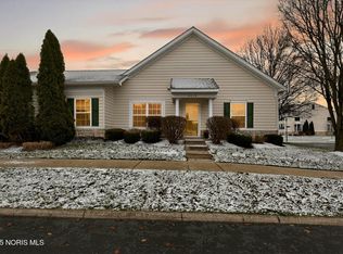 6038 Seabiscuit Dr, New Albany, OH 43054
